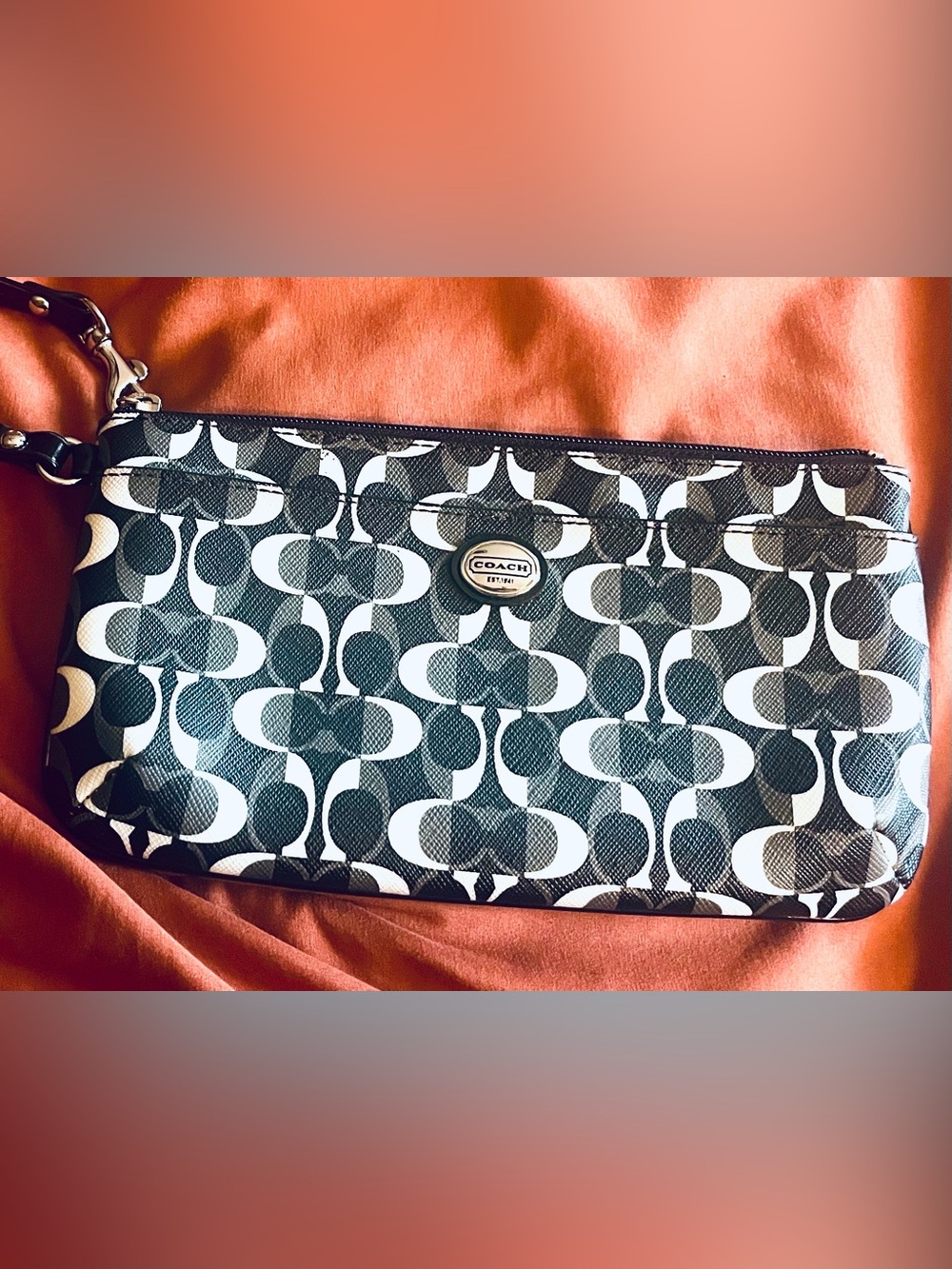 COACH Peyton wristlet